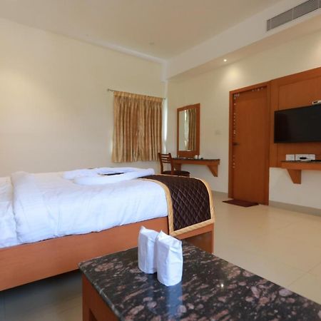 Hotel Ashok Palace Karur  Exterior photo