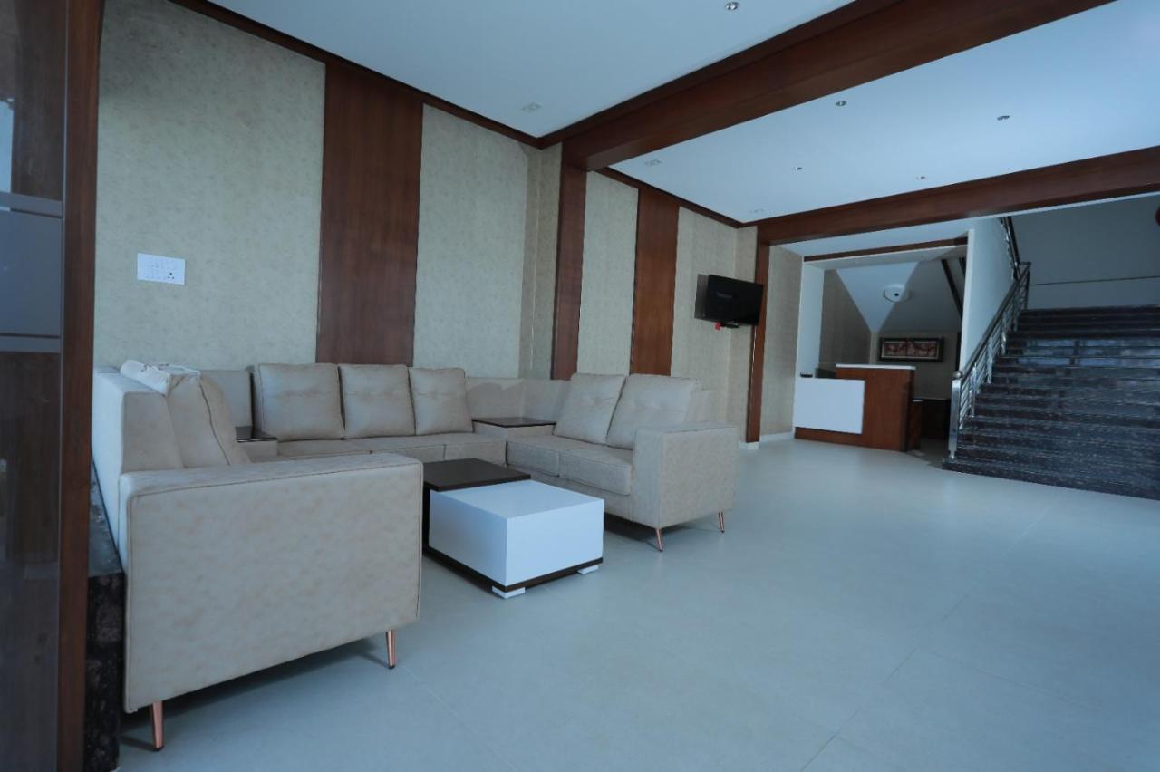 Hotel Ashok Palace Karur  Exterior photo